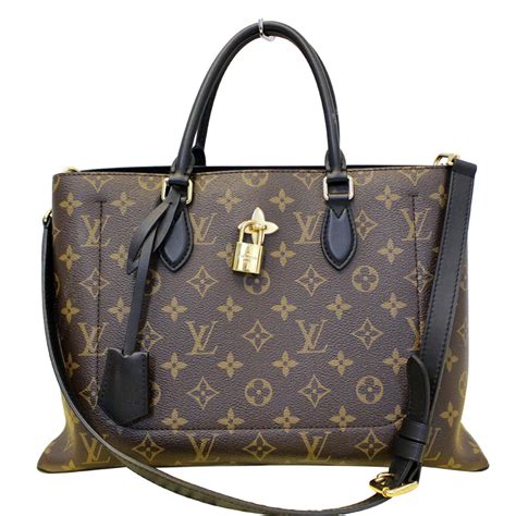 female louis vuitton bag